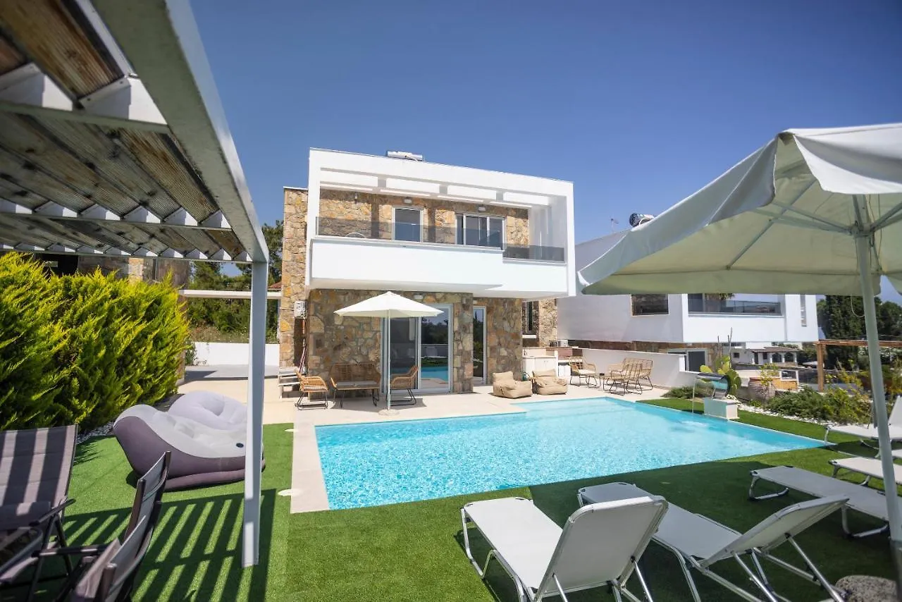 The Miracle Villa بيفكوهوري 0*,  اليونان